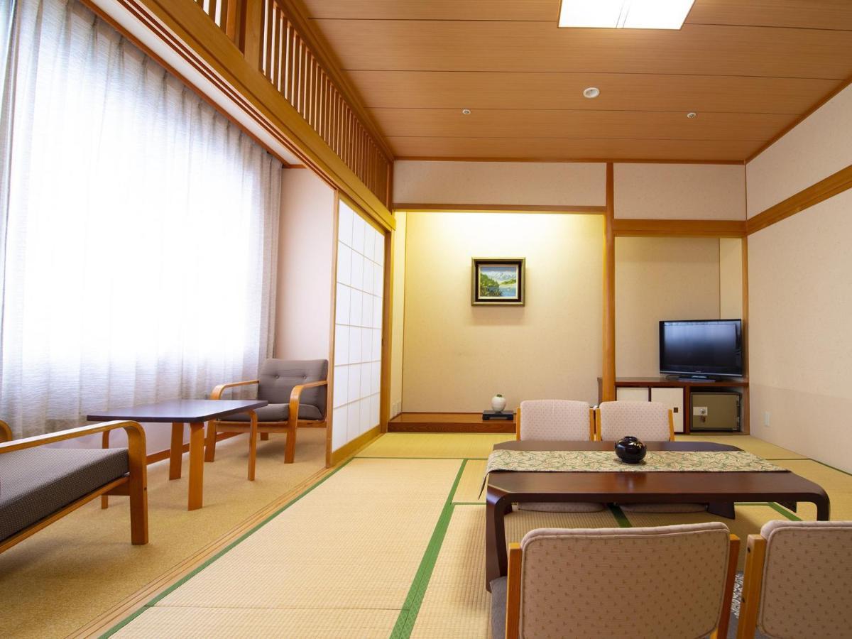 Chres Hotel Kōchi Exterior foto