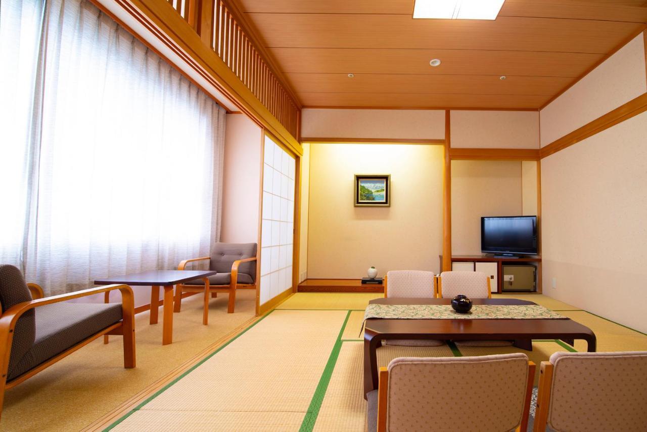 Chres Hotel Kōchi Exterior foto